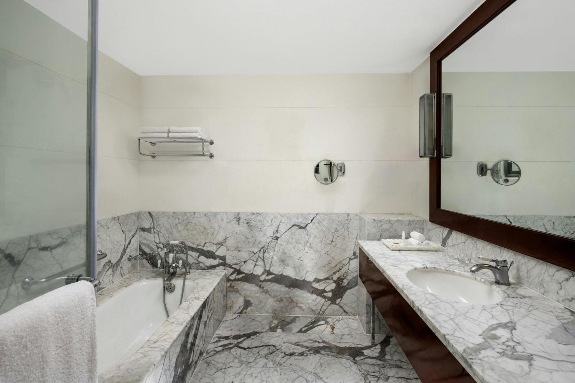 Itc Windsor, A Luxury Collection Hotel, Hotel 5*